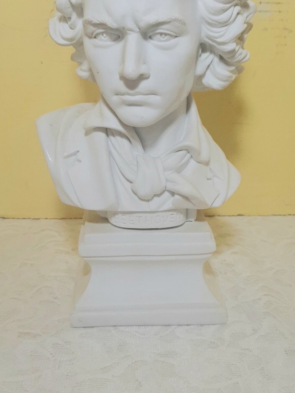 Victorian Decor. 9 inch resin Bust of Beethoven Lots of detail